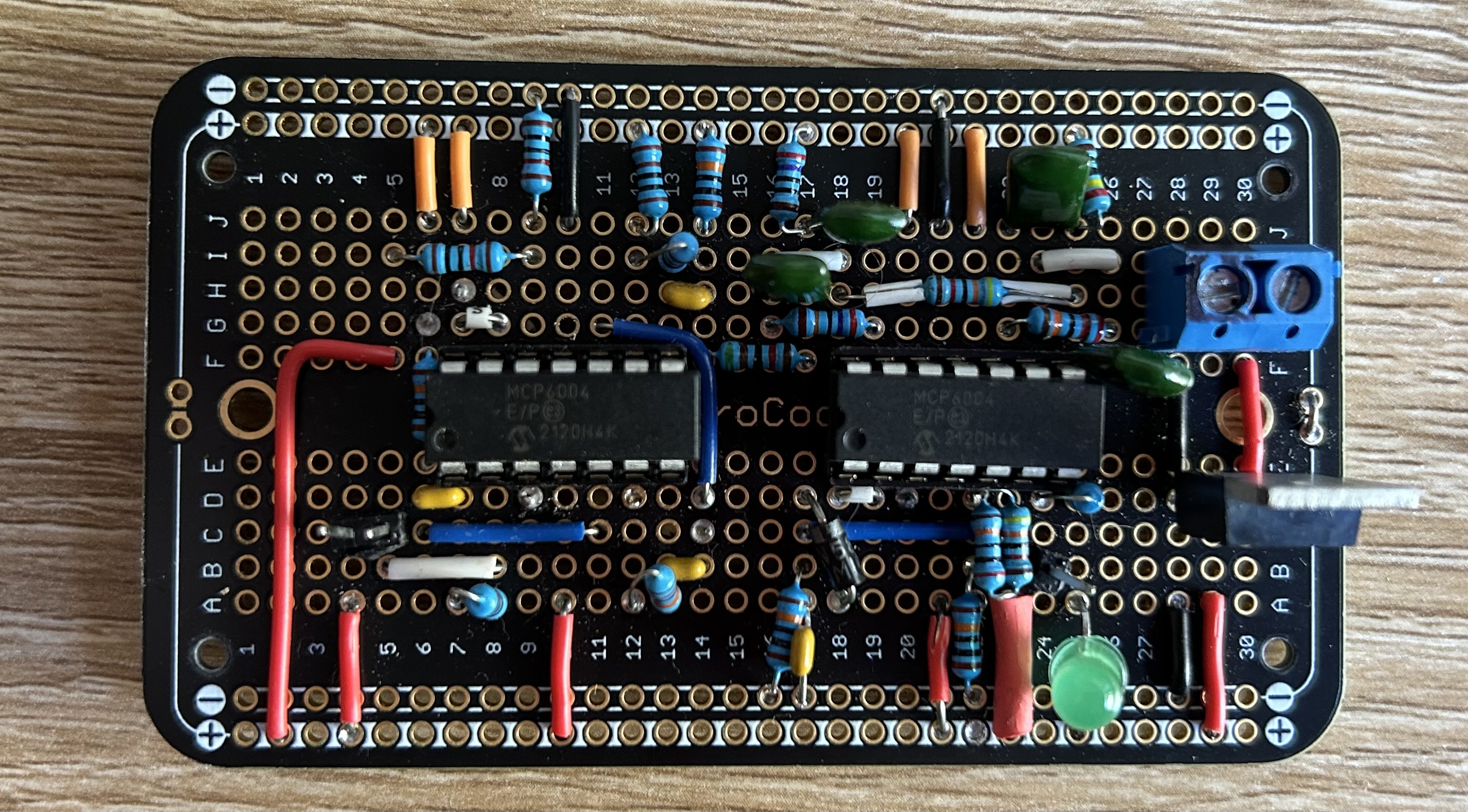 Beacon detector perfboard.